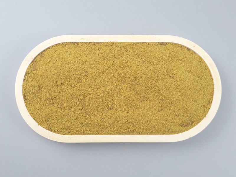 bioplus-pulver-schale-oben BiomPlus Kräuter in einer Schale von oben